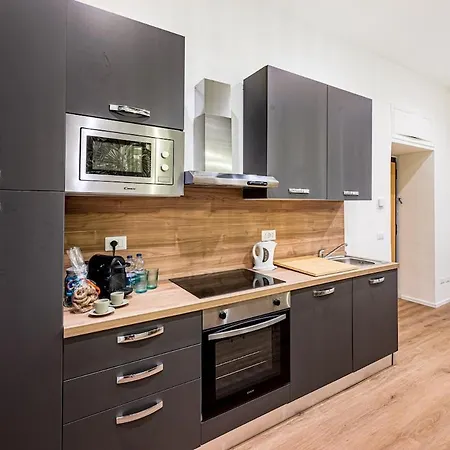 Vatican Golden * Roma